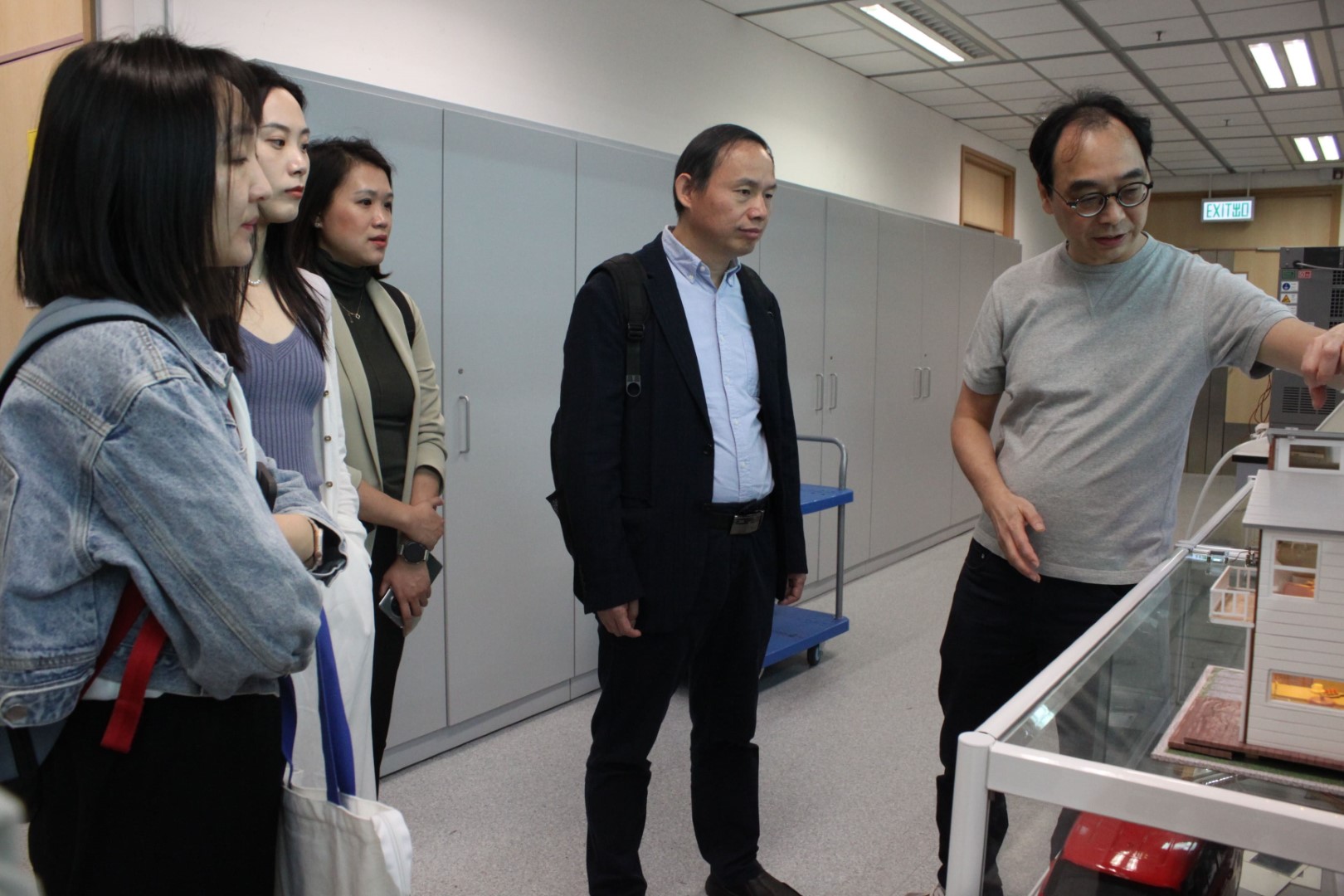 Visit from Delegation of University of Electronic Science and Technology of China