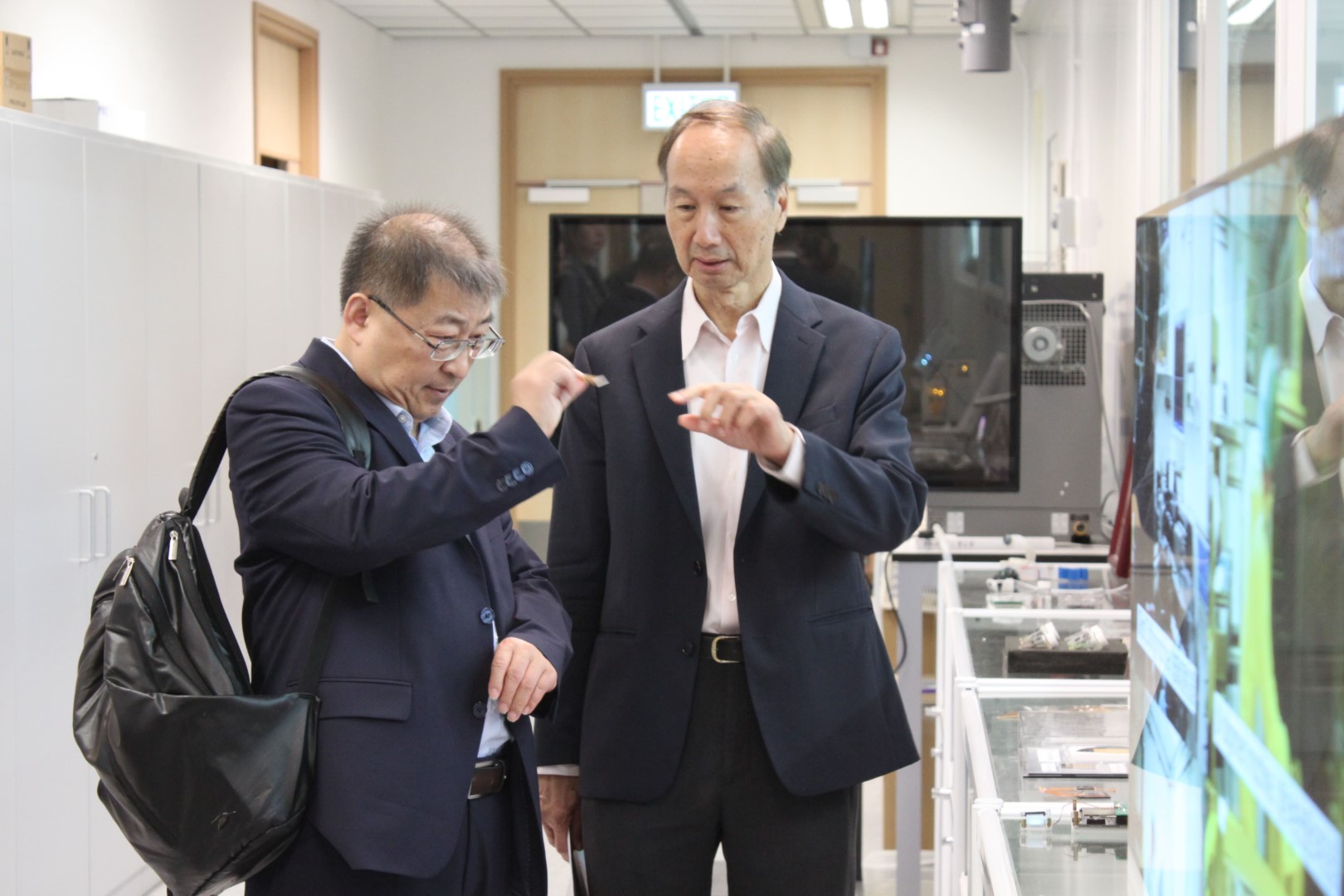 Visit from Delegation of National Natural Science Foundation of China High Technology Research and Development Center