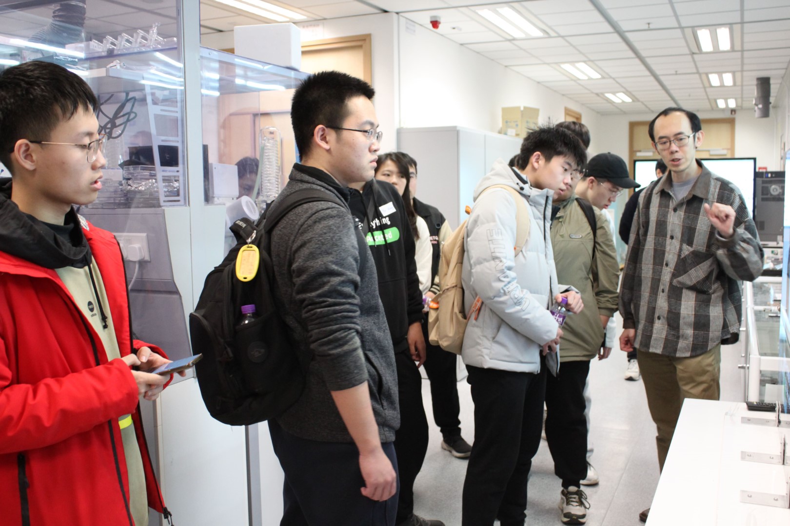 Visit from students of Tsinghua University