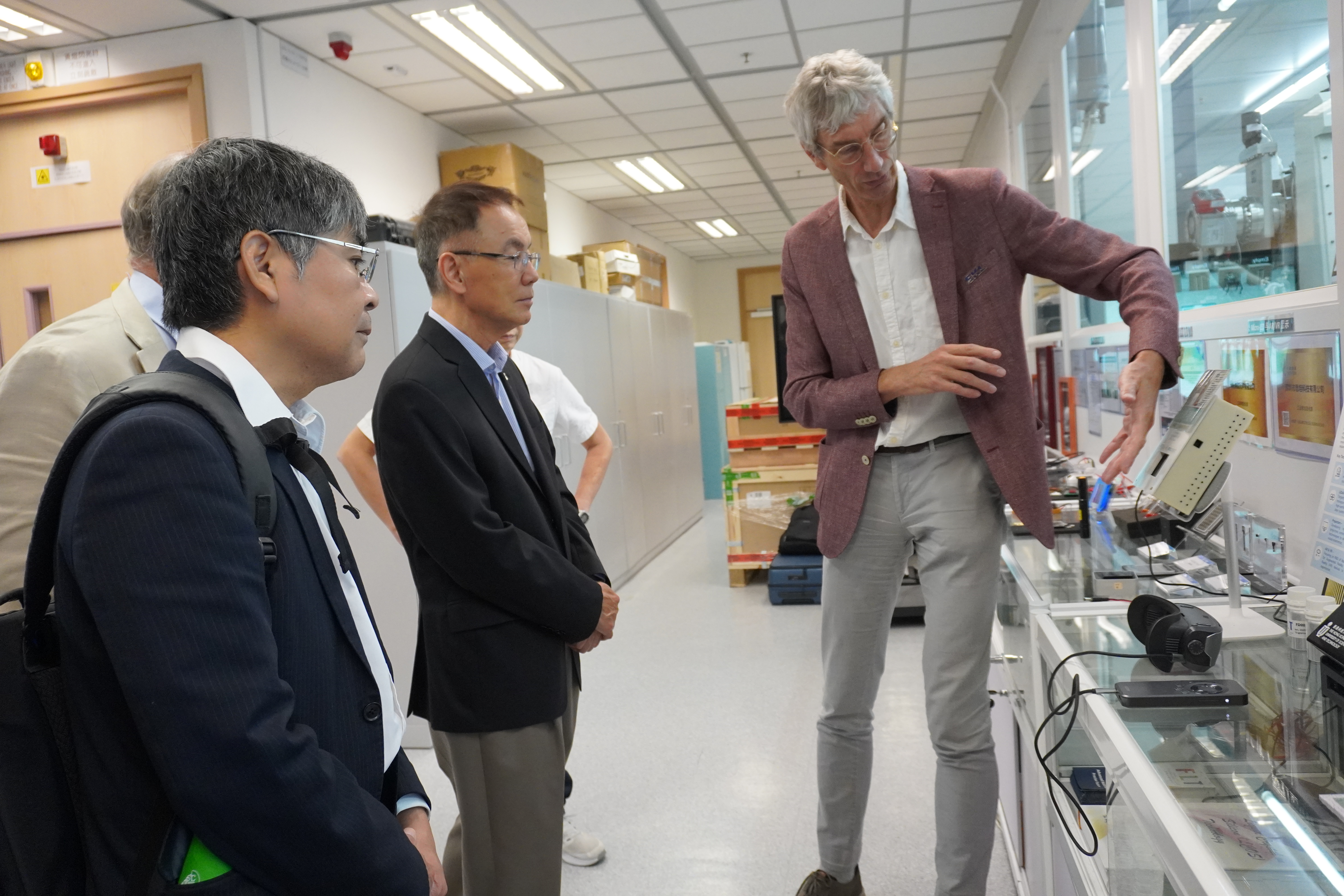 The Greater Bay Area Association of Academicians