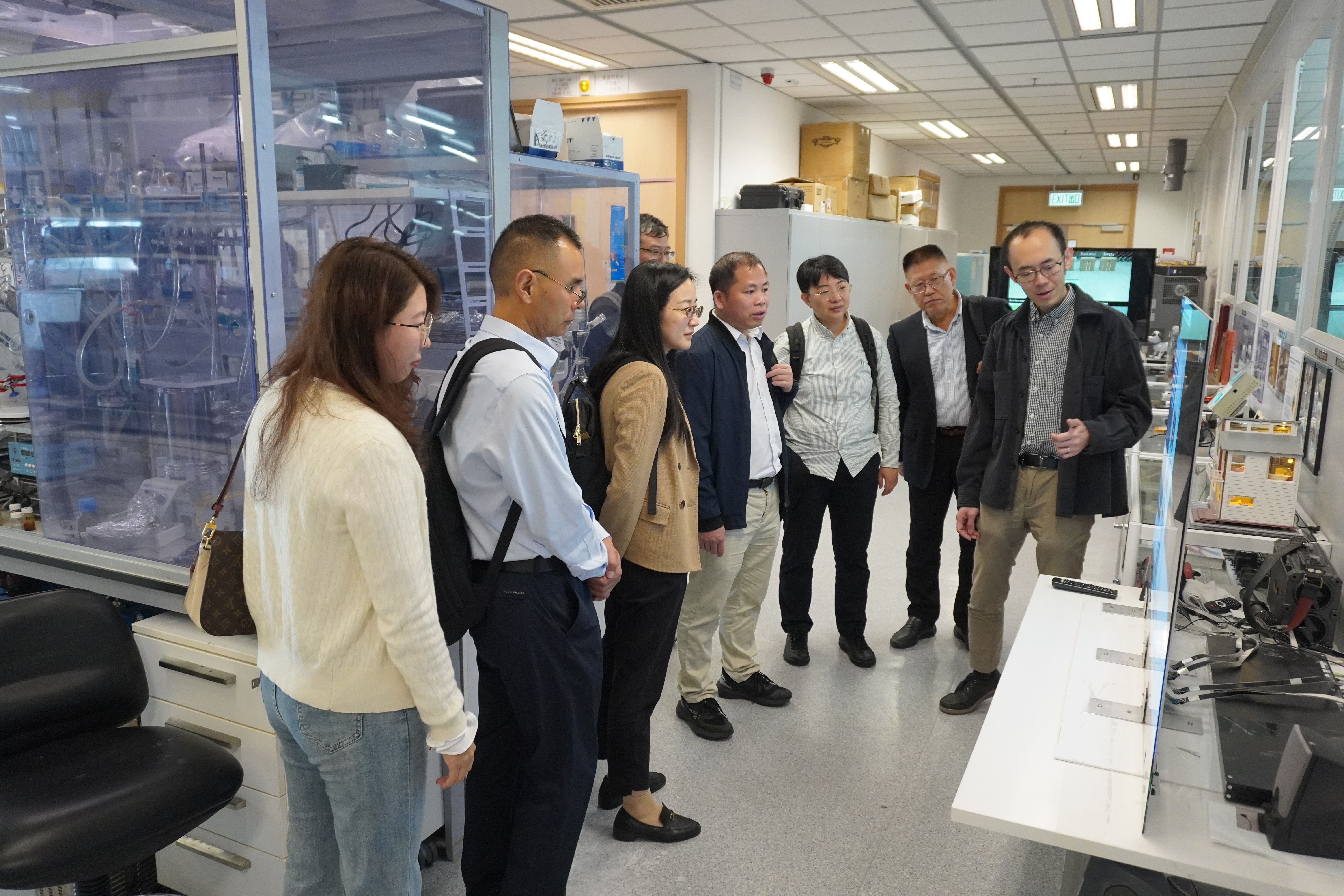 Guangdong University of Technology, Peking University and Han's Laser Technology Industry Group Co., Ltd