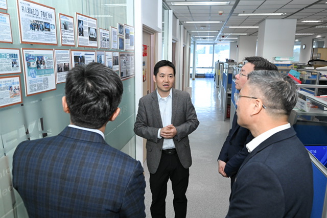 Mayor of Nanjing and Delegation of Southeast University